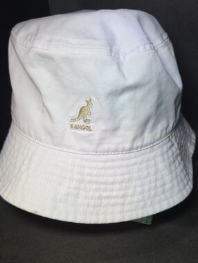 Kangol White Bucket Hat with Gold Kangaroo Logo